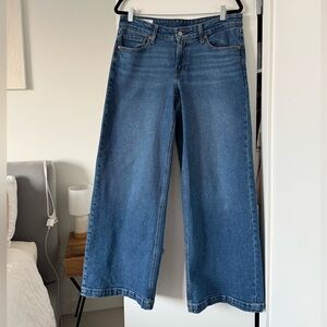 GAP Women's Low Rise Stride Jeans in Dark Indigo, Size 30 Regular